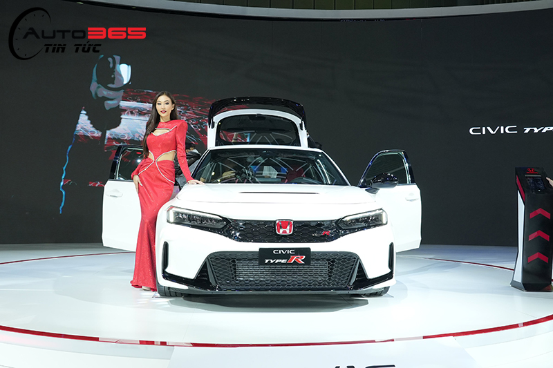 RA MẮT HONDA CIVIC TYPE R 2023 TẠI TRIỂN LÃM VIETNAM MOTOR SHOW 2022